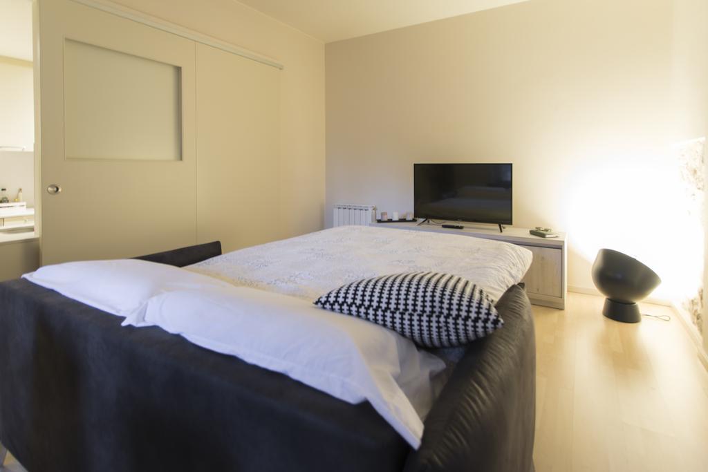 Bravissimo Cort Reial-2B Apartman Girona Kültér fotó