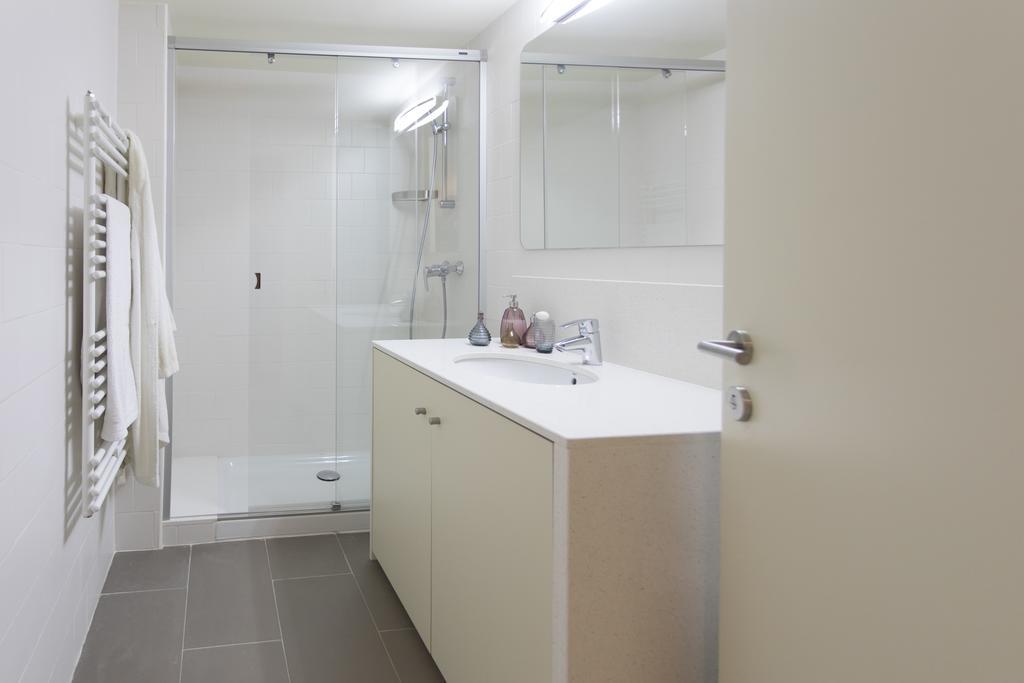 Bravissimo Cort Reial-2B Apartman Girona Kültér fotó